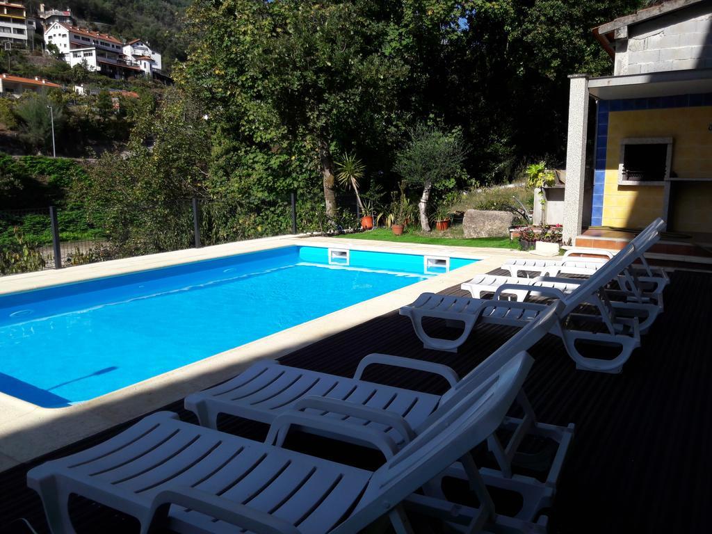 Casa Ribom Apartment Герес Екстериор снимка